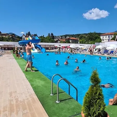 Veliapartmets شقة