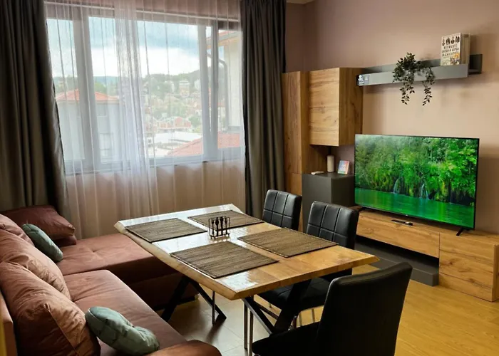 Veliapartmets דירה *